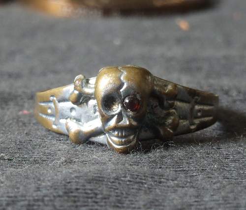 German skull ring