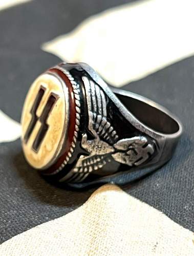 Rare WW2 German Waffen SS Officer ring?