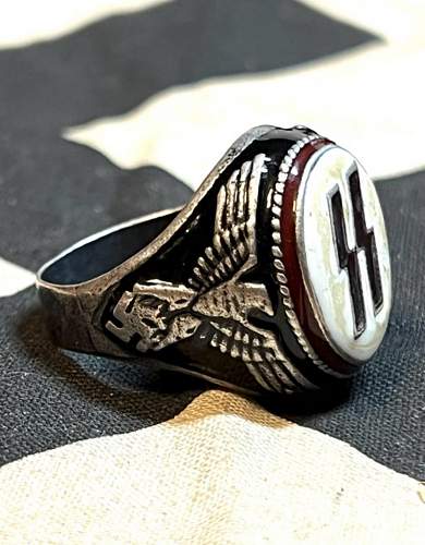 Rare WW2 German Waffen SS Officer ring?