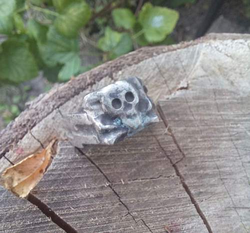 &quot;Mysterious&quot; ss deaths head ring