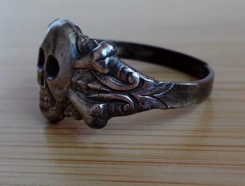 Another skull and bones ring