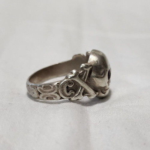 Canteen Ring Authentic ?