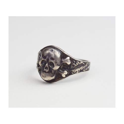 Is This a Known Canteen Ring Type?
