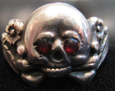 Help identifying Totenkopf ring?