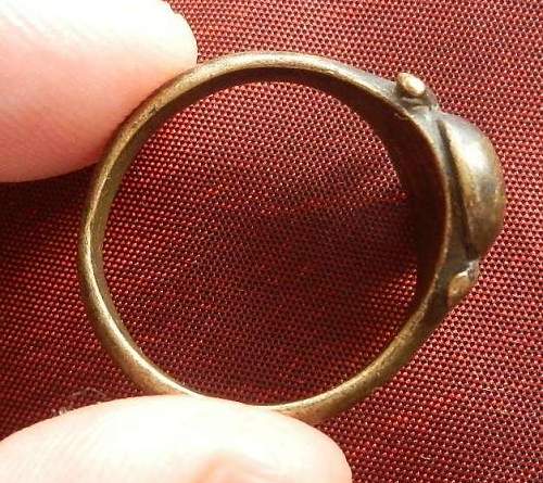 Any idea's on this ring?