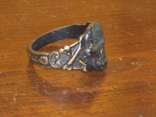 Freikorps ring, or Husar Ring? Or simply a Kantine ringe? ATTN WAGRIFF