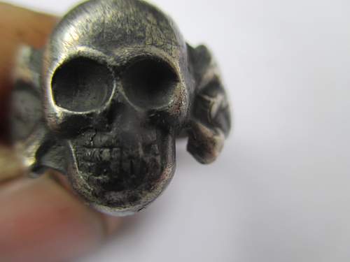 Opinions &amp; Discussion on  Silver SS Skull Ring
