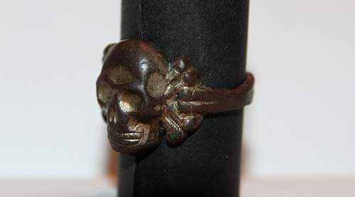 My alpaca skull ring