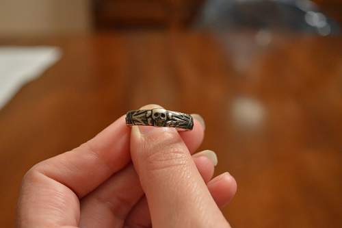 Thoughts on authenticity of SS honor ring