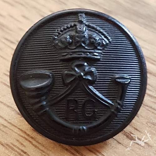 Victorian Rifle/light infantry buttons