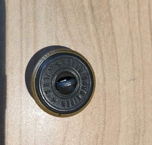 Please identify this 2 buttons...