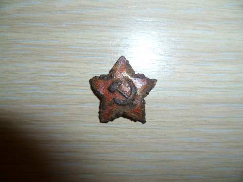 Soviet Cap Star Identification Challenge!