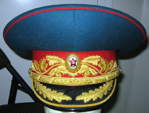 Visor cap for an Army Marshall