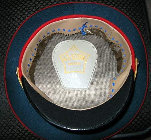 Visor cap for an Army Marshall