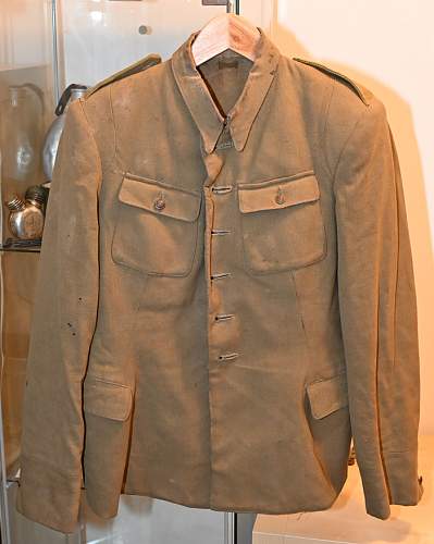 M1935 RKKA french tunic turned into Polish uniform?
