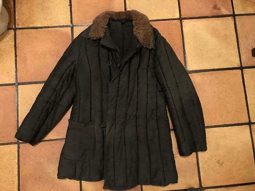 Identifying a telogreika jacket