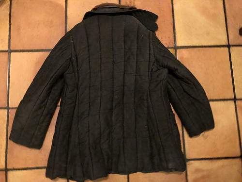 Identifying a telogreika jacket