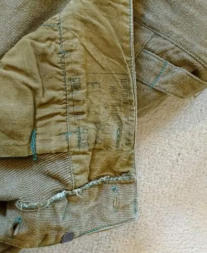 Identifying Wartime enlisted trousers