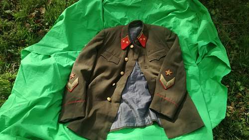 Major General tunic of the 1940 regulations.