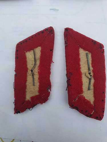 Russian shoulder boards and collar badges. Coastal artillery?