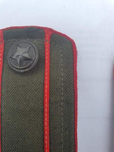 Russian shoulder boards and collar badges. Coastal artillery?