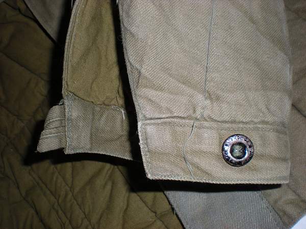 Identifying a telogreika jacket