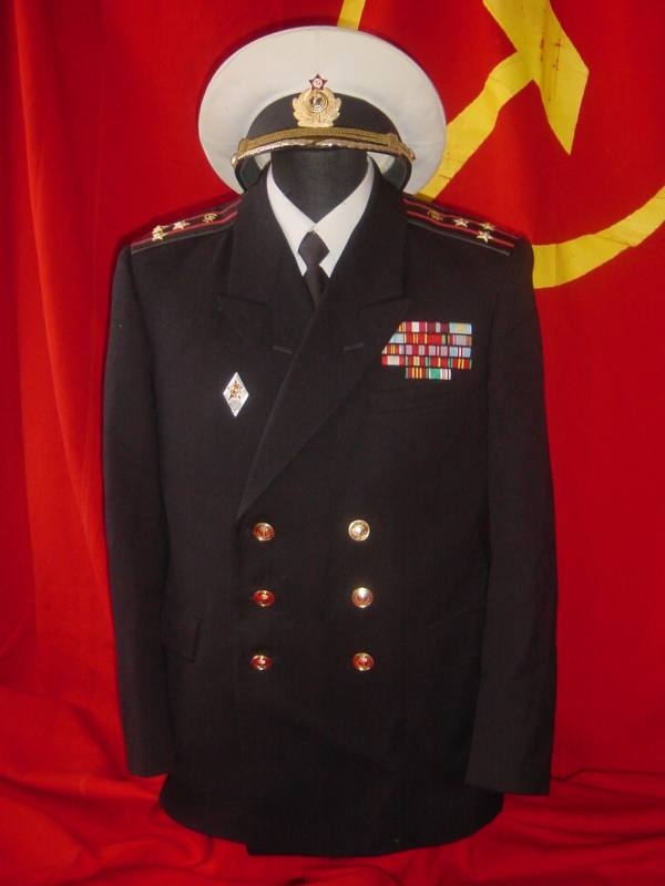 Uniforms Of The Soviet Medical Service - Page 8