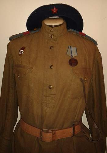 VVS female sergeant uniform