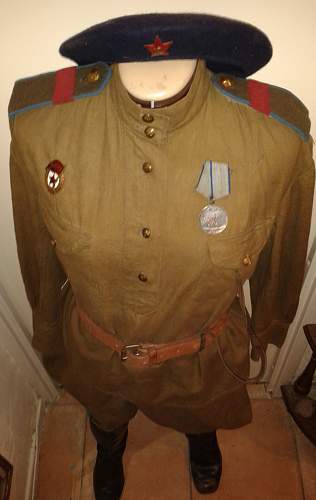 VVS female sergeant uniform