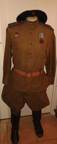 VVS female sergeant uniform