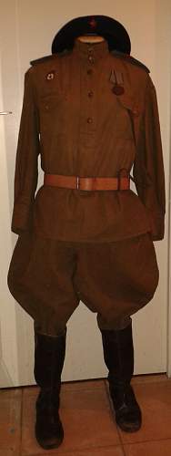 VVS female sergeant uniform