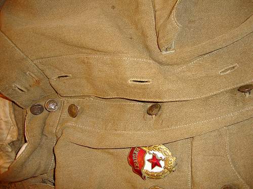 HELP!! is this ww2 era Russian uniform