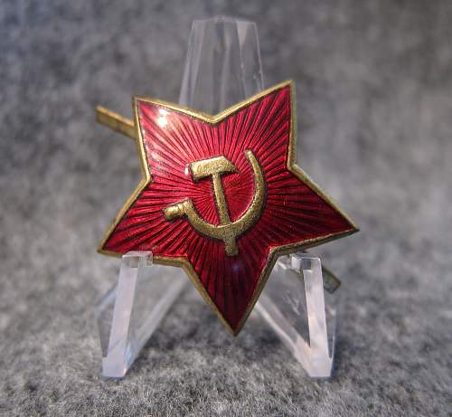 Soviet cap star circa 1947/1948