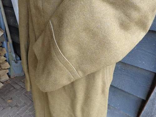 M35 overcoat original?