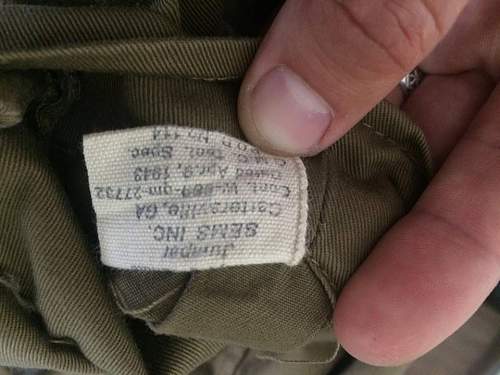 US M42 Paratrooper jump jacket original??