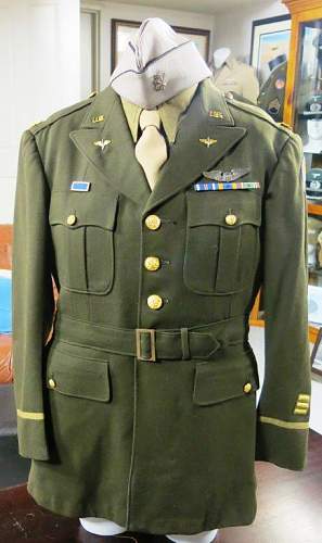 WW2 US 8th AAF 4 pocket tunic for the rank of Major.