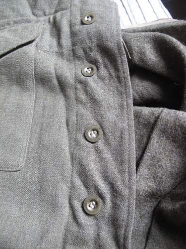 BD Blouse badged to a Major of the 2nd NZEF Signals, and Side Cap