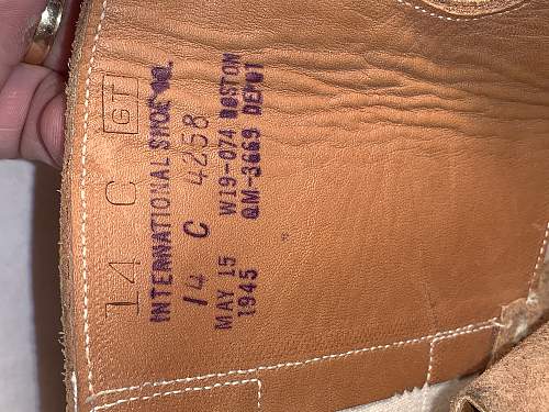 M43 Combat Boots hidden away for years.   Mint Unissued INTERNATIONAL SHOE CO. 1945