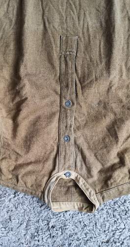 British OR' collarless shirt - help needed