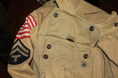 Original Airborne M42 jacket or replica?