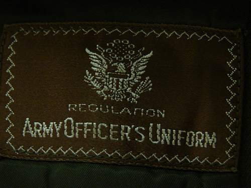 I need help with this US Officers uniform