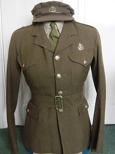 ATS 1941 pattern service dress and cap (named)