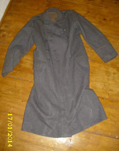 Need help on this swedish overcoat