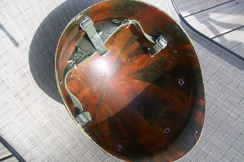 guys, Is this a late model Canadian M1 helmet , your opinions pleas