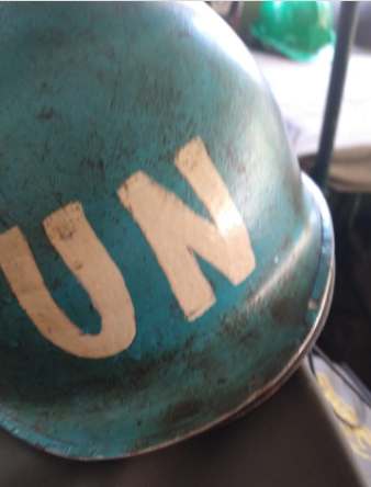 HELP with UN M1 Helmet