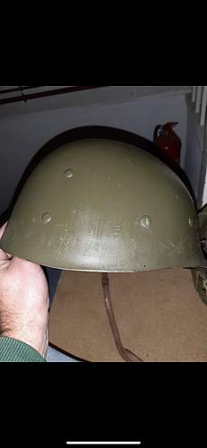 WW2 front seam swivel bale original and valuation ?