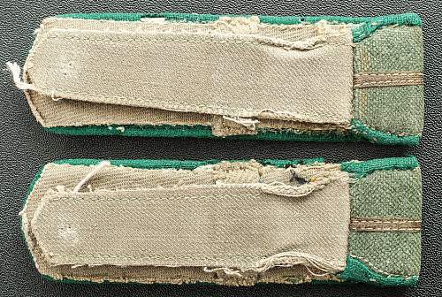 Wartime or postwar M43 shoulder boards?