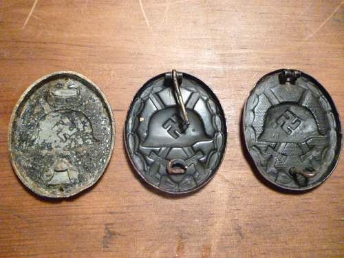 Three  german WW2 Verwundetenabzeichen / Wounded Badge