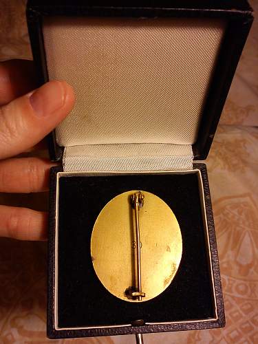 Acquisition of the day: Cased Verwundetenabzeichen im Gold - &quot;30&quot;.