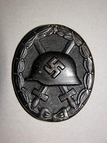 1939 Black Wound Badge (1939 Verwundetenabzeichen im Schwartz)